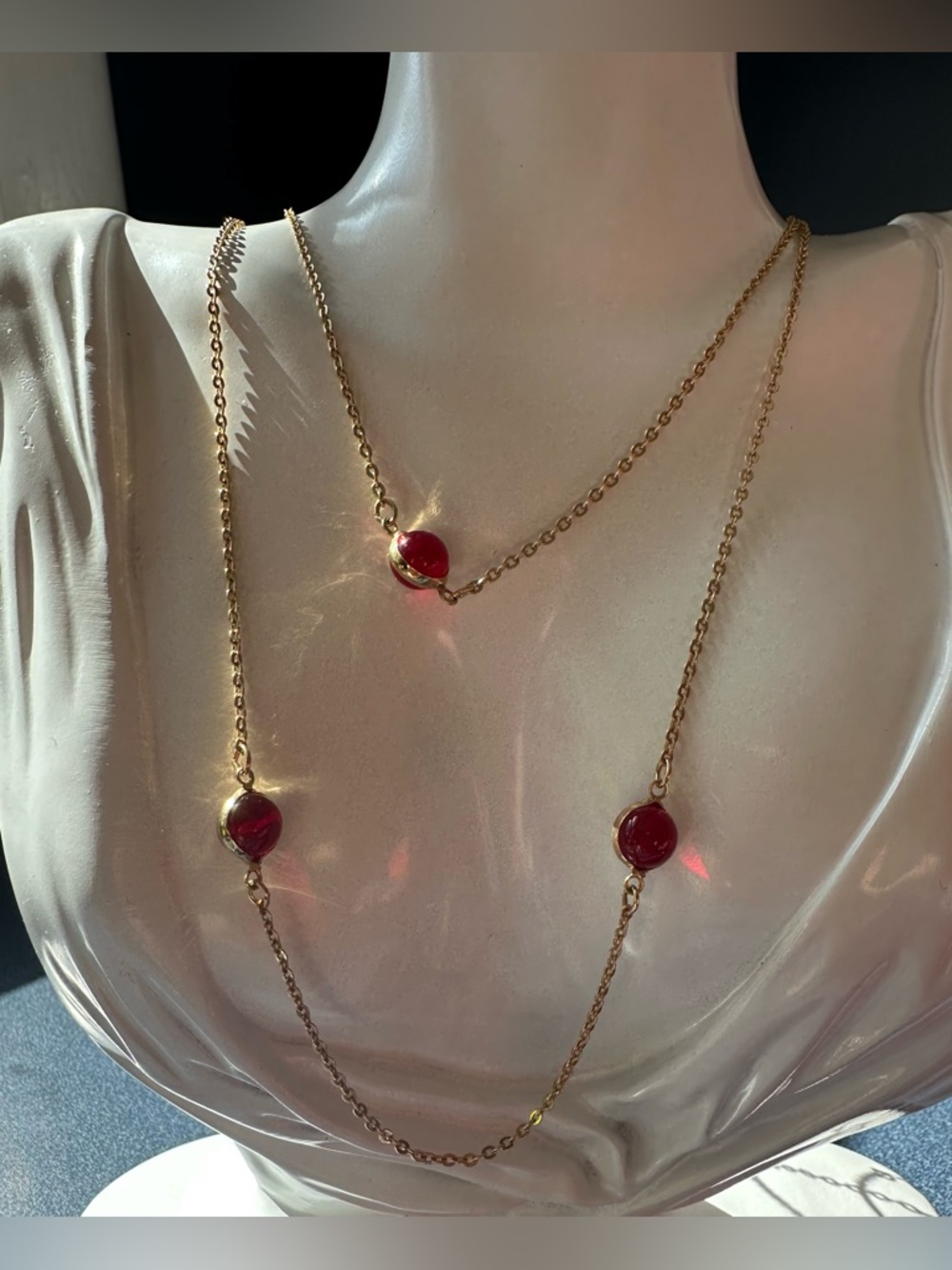 Avon Gold-Tone 1 Strand Long Necklace with Red Cabochons Spring Ring Clasps.